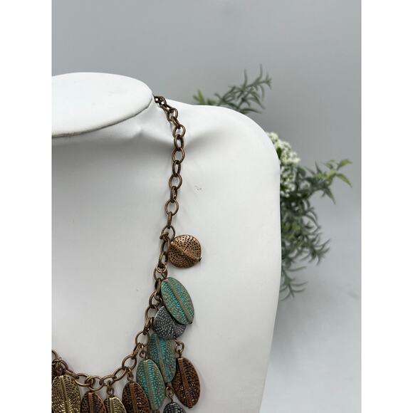 St. Thomas Vintage Mixed Metal Bronze and Green Cascading Leaves Bib Necklace - Picture 5 of 7